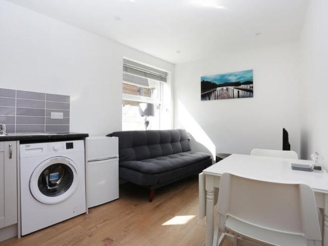 Apartment for rent in Lansdowne, Bournemouth
