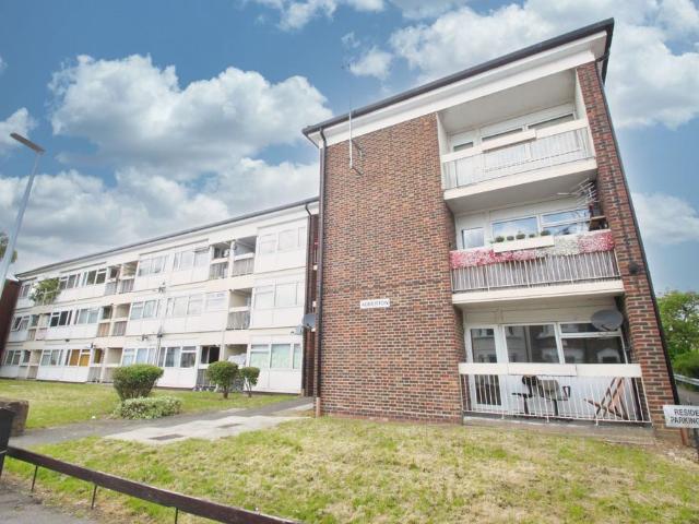 Flat for rent in Greater London