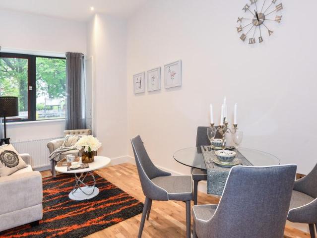 Flat for rent in Fleet, Hart