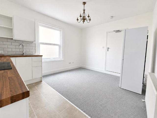 Apartment for rent in West Worthing, Worthing