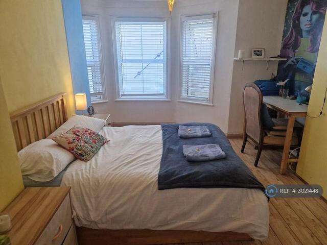 Apartment for rent in Round Hill, Brighton & Hove