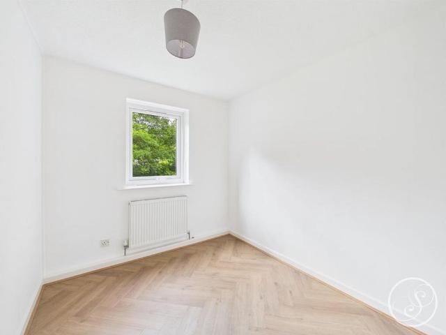 Apartment for rent in Chapeltown, West Yorkshire