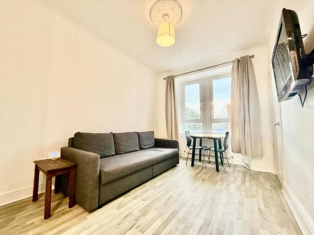 Apartment for rent in New Cathcart, Cathcart