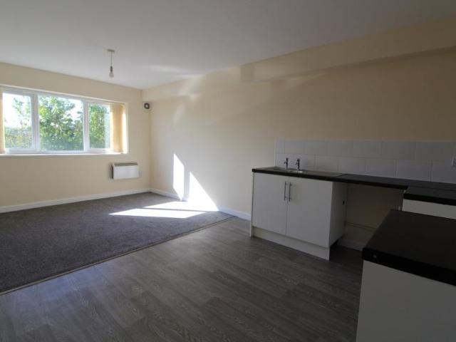 Apartment for rent in Ladyhill, Wales
