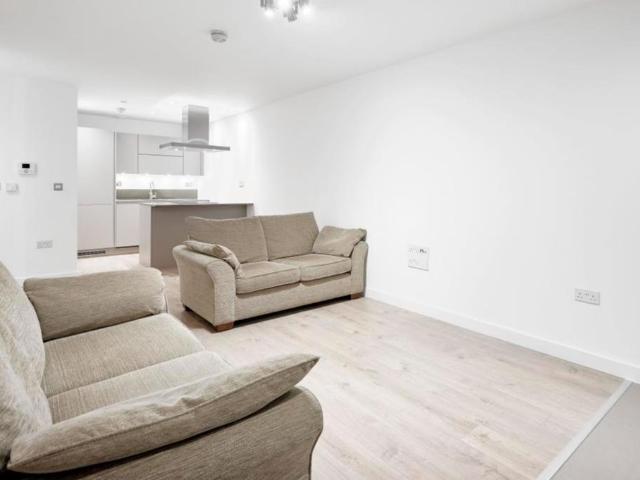 Flat for rent in Stratford Marsh, Greater London