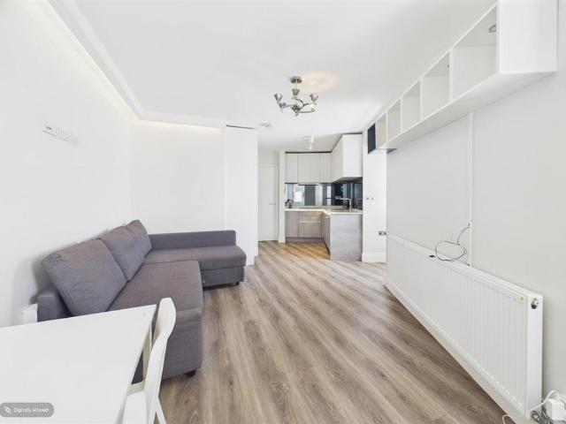 Flat for rent in Kensal Town, Maida Vale