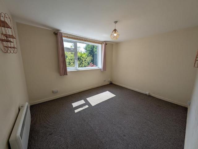 Flat for rent in Georgia, Greater Manchester