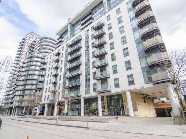 Flat for rent in Isle Of Dogs, Greater London