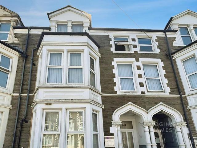Flat for rent in Falcon Lodge, Wales