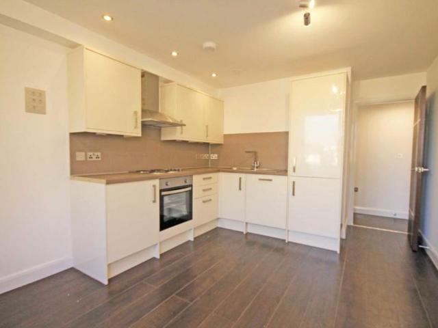 Apartment for rent in London Borough of Hounslow, Spring Grove