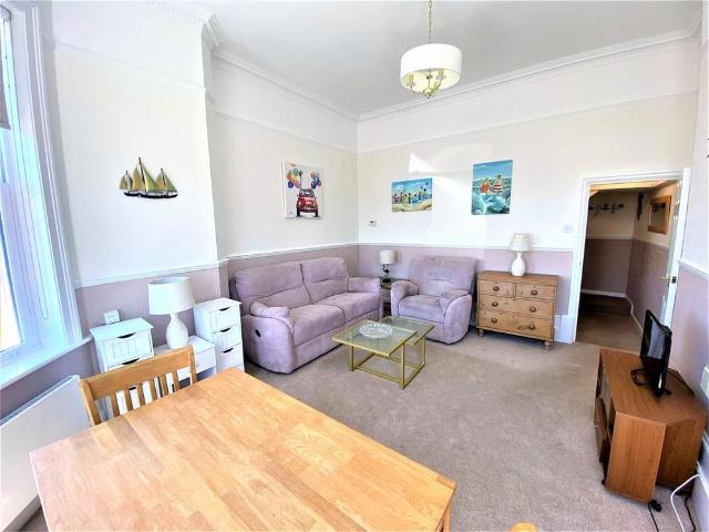 Apartment for rent in Cowlease, Ventnor