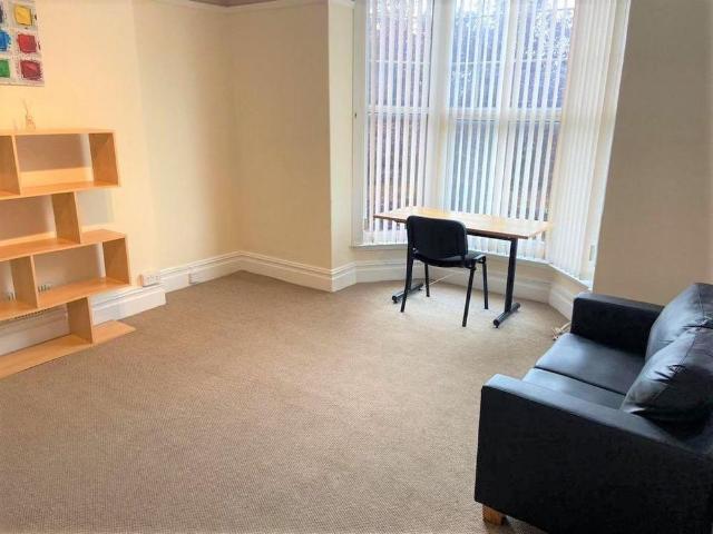 Apartment for rent in Brynmill, Swansea