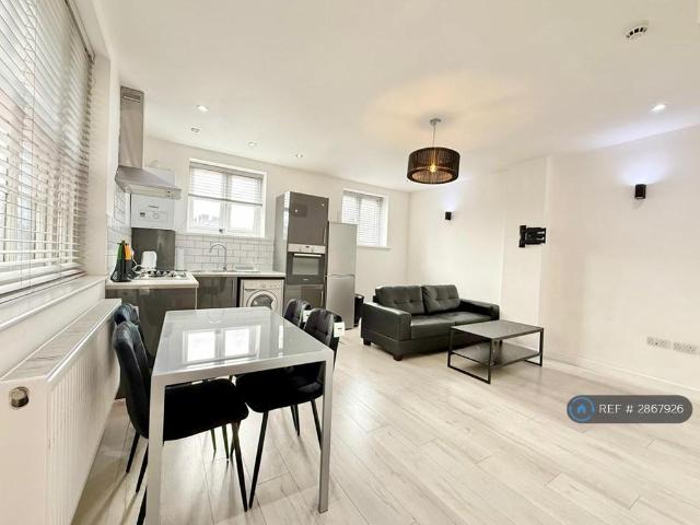 Flat for rent in Kennington, Isle Of Man