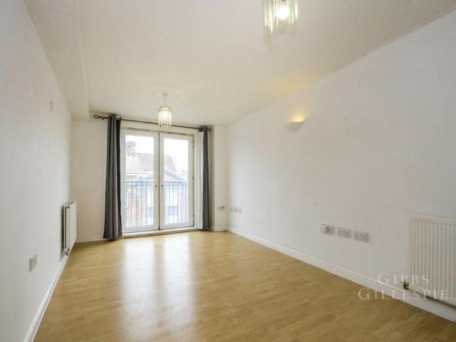Apartment for rent in Wealdstone, Greater London