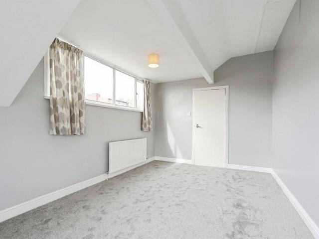 Apartment for rent in Harehills, West Yorkshire