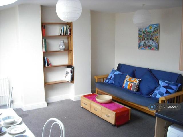 Apartment for rent in Shepherd's Bush, Greater London