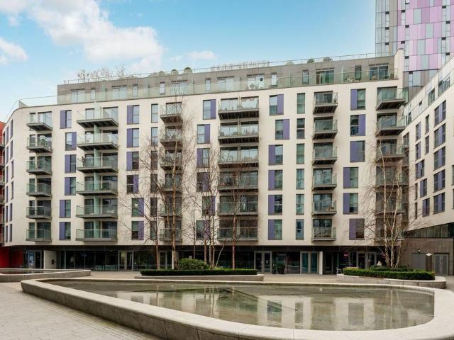 Flat for rent in London Borough of Croydon, Greater London
