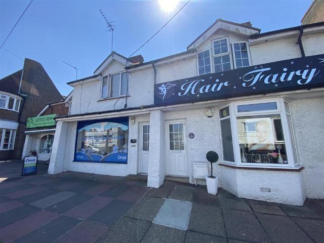 Flat for rent in Little Common, Heathlands