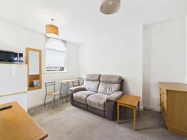 Apartment for rent in Farnborough, Hampshire