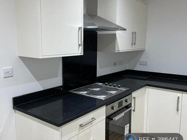 Flat for rent in London Borough of Ealing, Hanwell