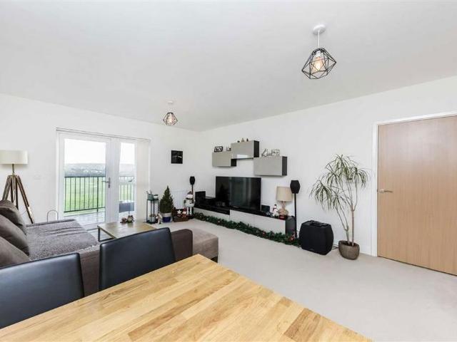Apartment for rent in Brent Cross, Cat Hill