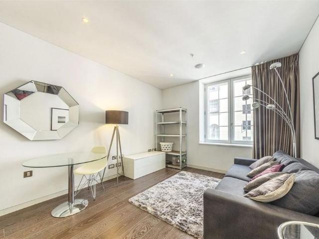 Apartment for rent in St Clement Danes, Greater London