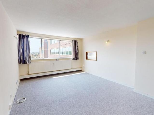 Apartment for rent in Aldrington