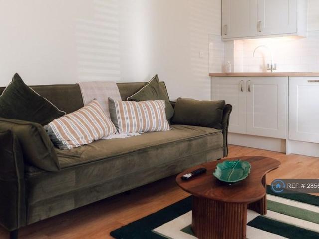 Apartment for rent in Dromore, Oxfordshire