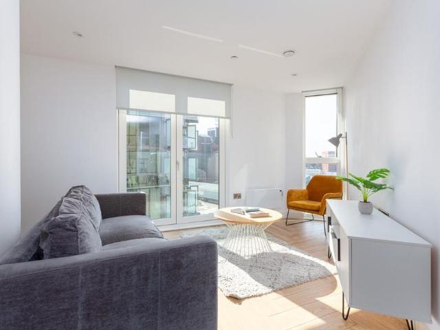 Apartment for rent in City Centre, Salford
