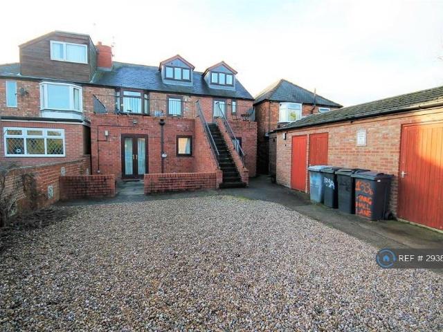 Flat for rent in High Field, York