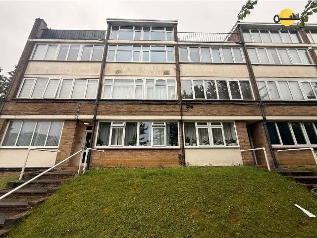 Flat for rent in Lewsey Farm, Luton