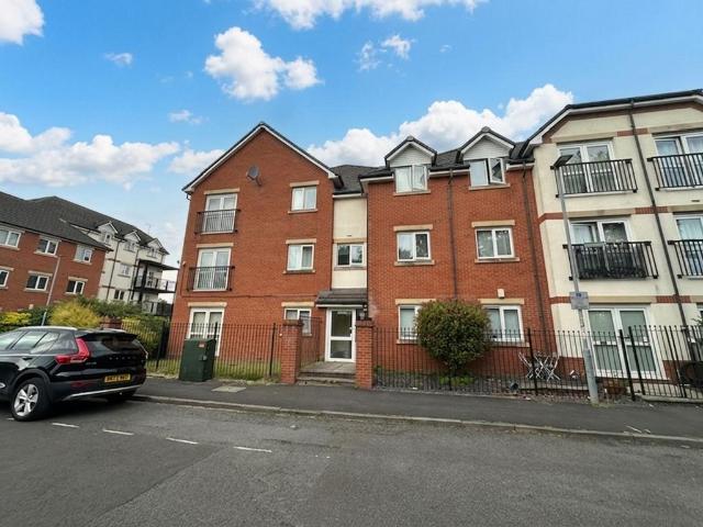 Flat for rent in Whitecross, Warrington