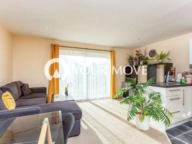Apartment for rent in Swanscombe and Greenhithe, Monks Orchard