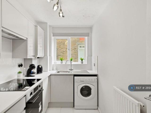 Apartment for rent in South Woodford, Greater London