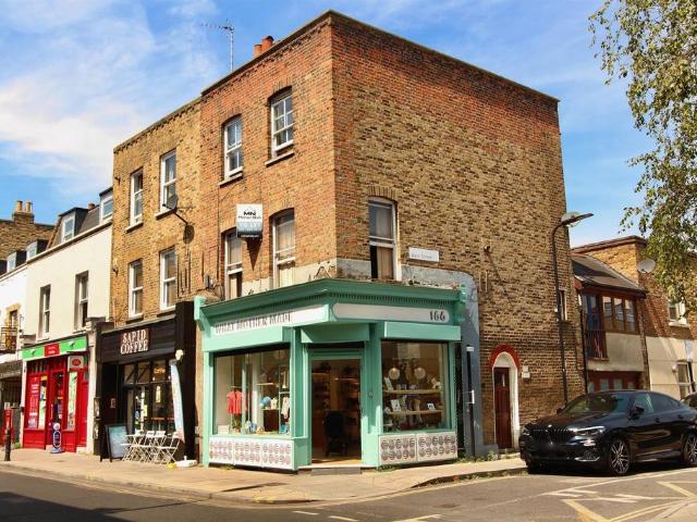 Flat for rent in Stoke Newington, Greater London