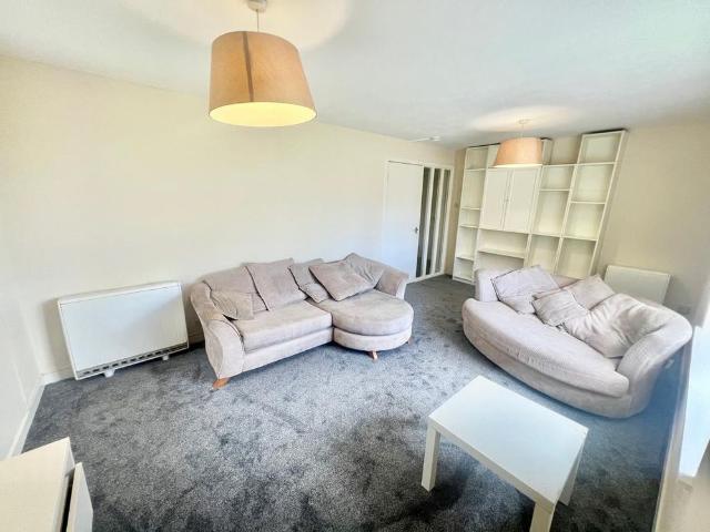Apartment for rent in Langside, Scotland