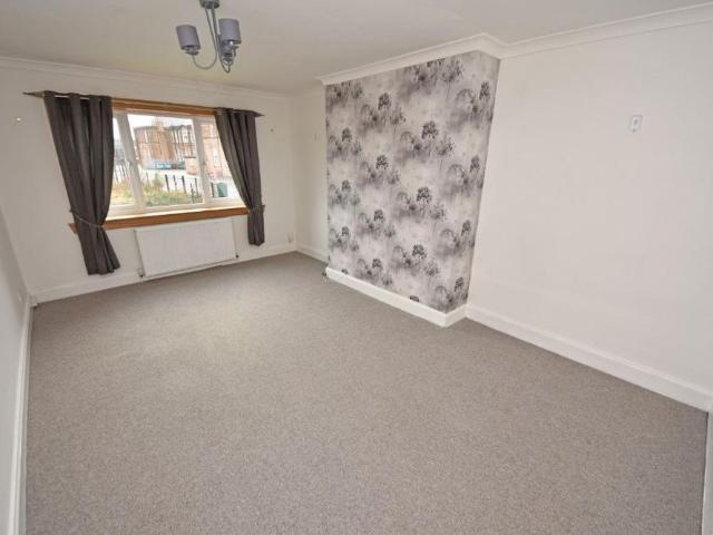 Apartment for rent in Dumbarton, Scotland