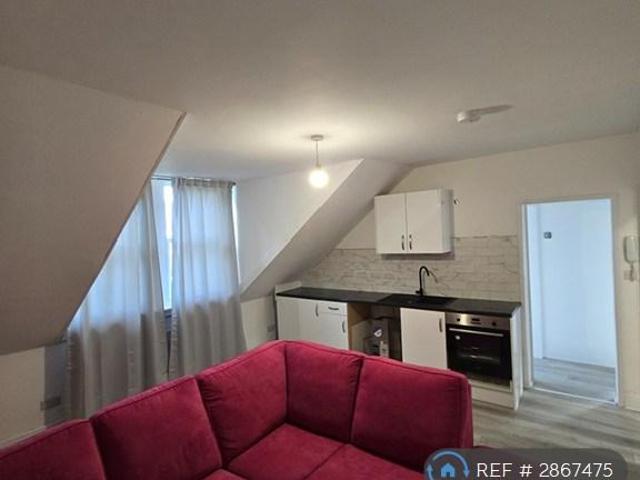 Flat for rent in Broomhill, Isle Of Man