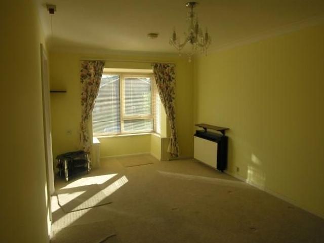 Apartment for rent in Cross In Hand, East Sussex
