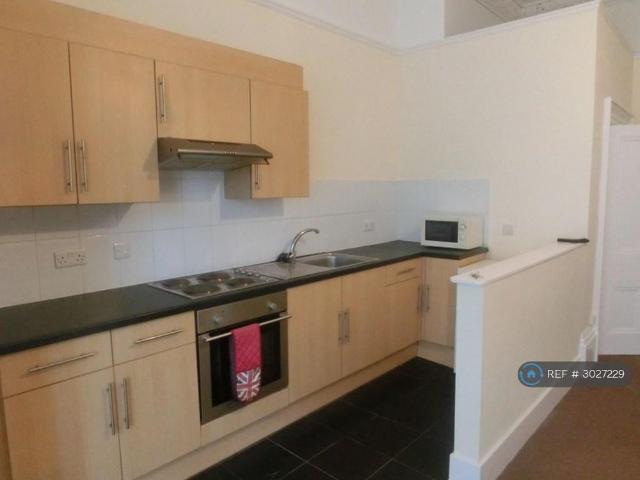 Apartment for rent in Woodchurch, Greasby