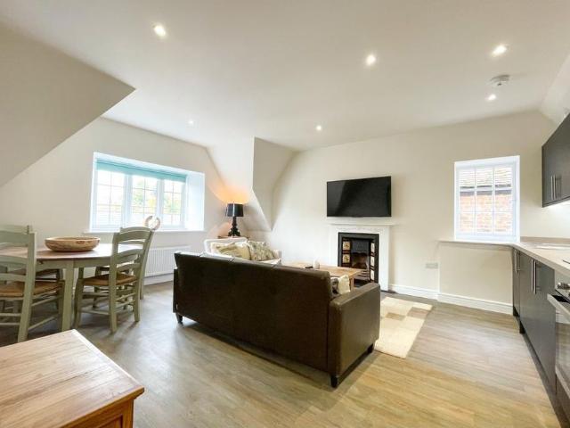 Apartment for rent in Cross In Hand, East Sussex