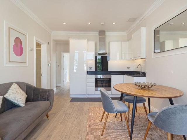 Apartment for rent in Notting Hill, Greater London