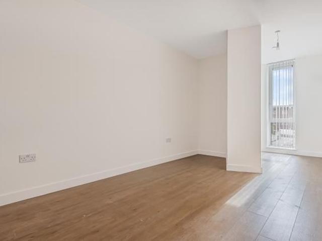 Apartment for rent in The Close, Hampshire