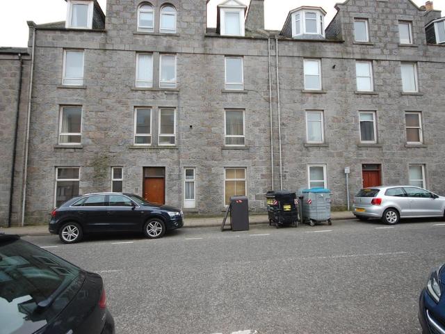 Flat for rent in Ferryhill, Ballindoch