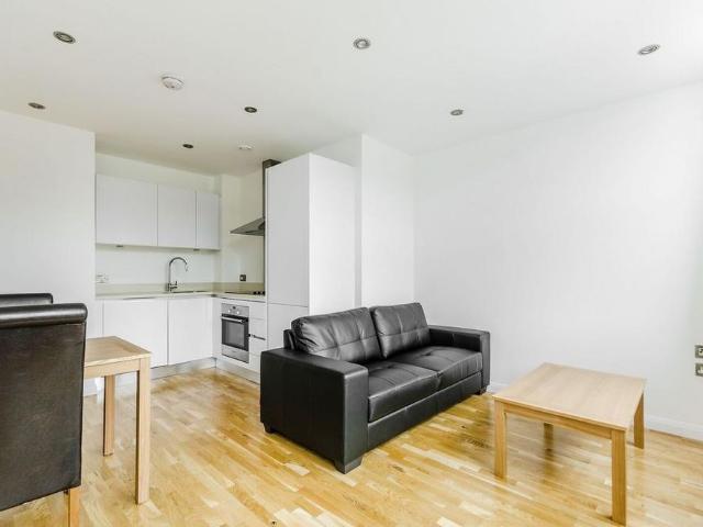 Apartment for rent in Streatham, Greater London