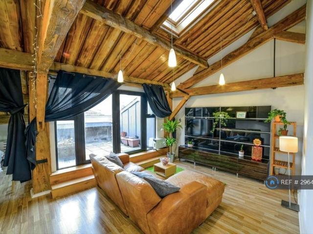 Flat for rent in Canning Town, Greater London