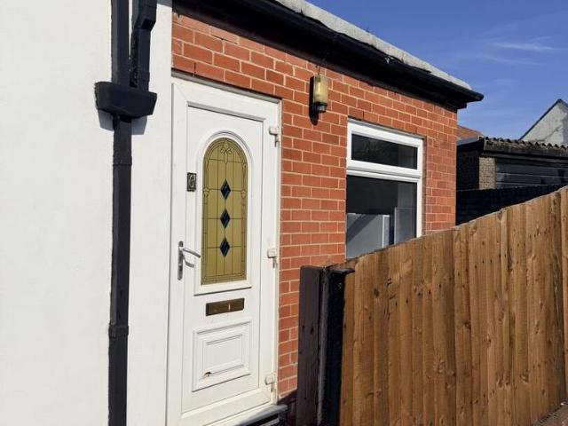Flat for rent in Rossall Beach, Cabus