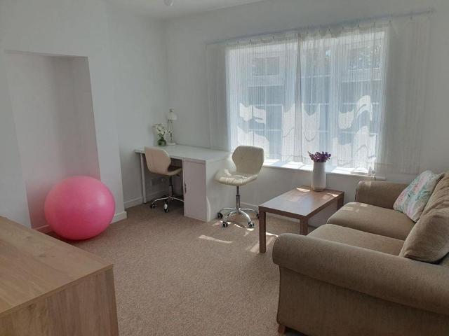 Apartment for rent in Enborne, West Berkshire