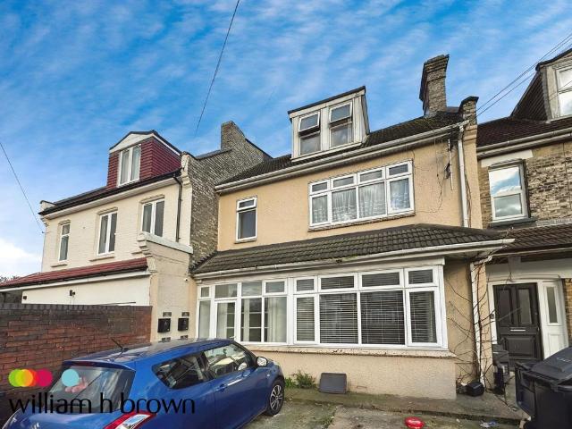 Flat for rent in Dale Hill, Essex