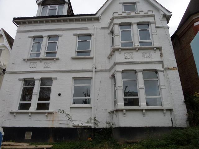 Flat for rent in London Borough of Croydon, Greater London